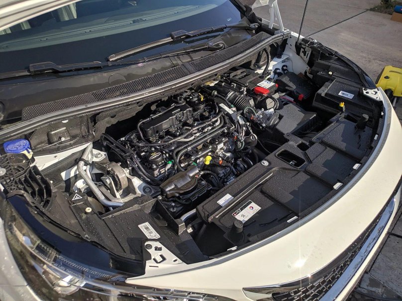 Пежо 3008 под капотом