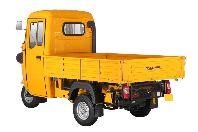 Трицикл Bajaj maxima дизель