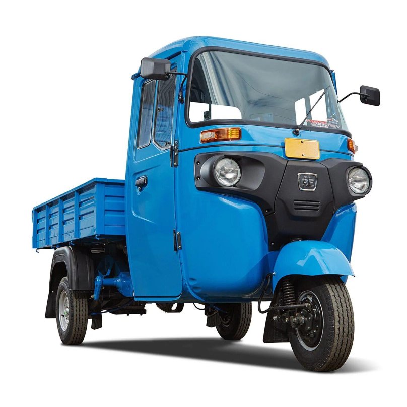 Bajaj трицикл