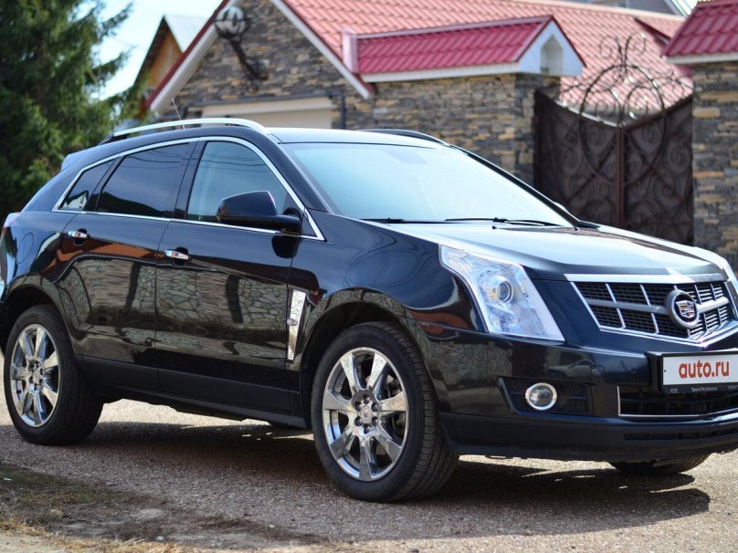 Машина Кадиллак СРХ