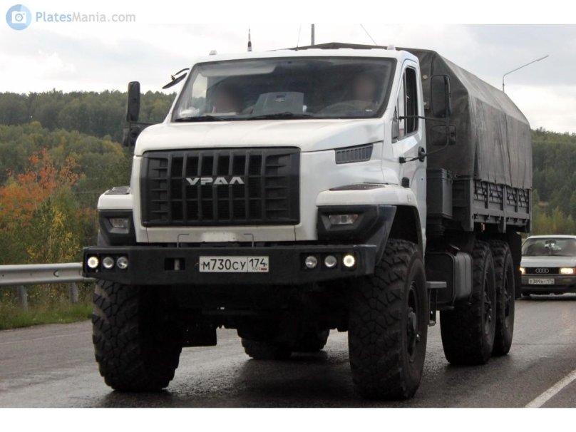 Грузовик Урал 4320