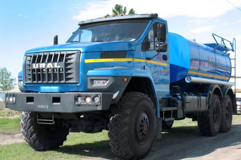 АЦПТ-10 Урал Некст