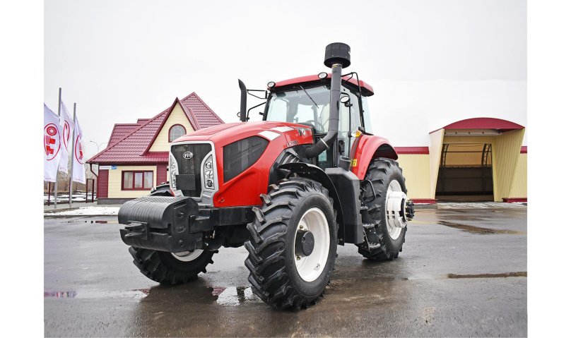 YTO lx2404 трактор