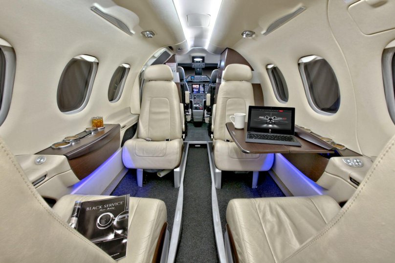 Embraer Phenom 100 Jet