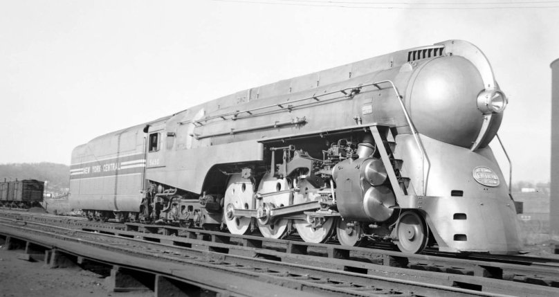 Локомотив New York Central Railroad. Генри Дрейфус