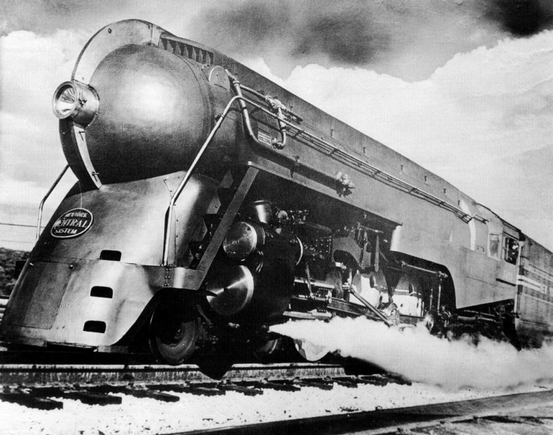 Рельсовый Цеппелин поезд