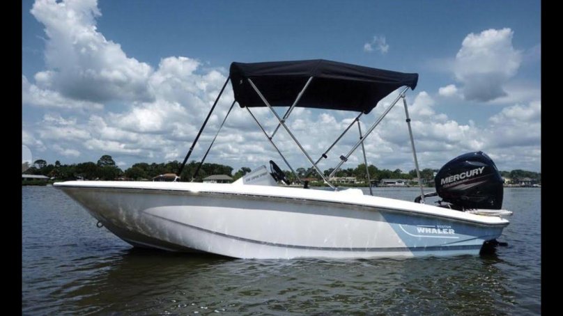 Boston Whaler 130
