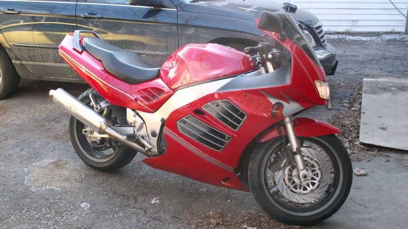 Suzuki rf400rv