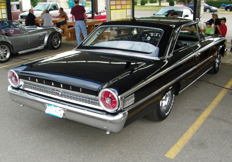 Ford Galaxie 64
