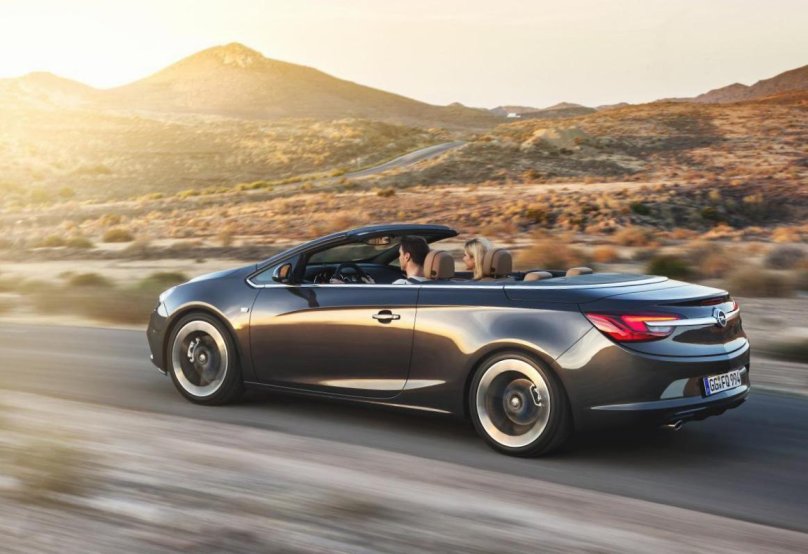 Опель Инсигния кабриолет