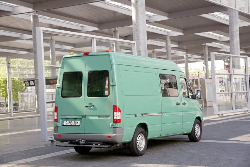 Mercedes Benz Sprinter 2000