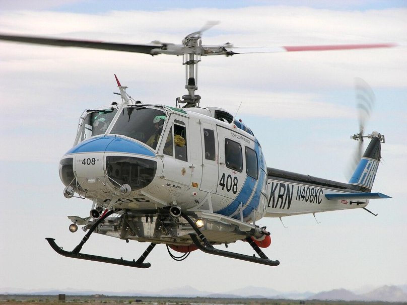 Вертолет Bell 205