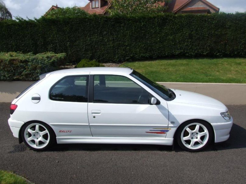 Peugeot 306 GTI 6