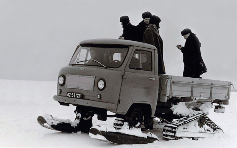 УАЗ-451с снегоход