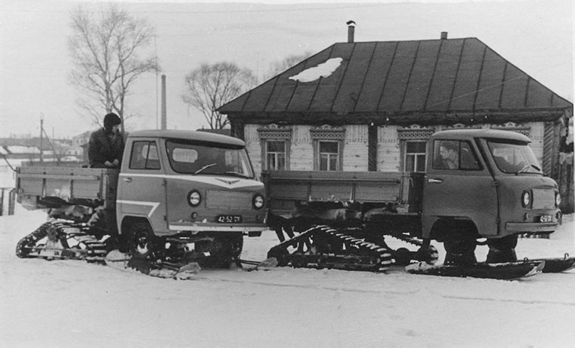 УАЗ-451с снегоход