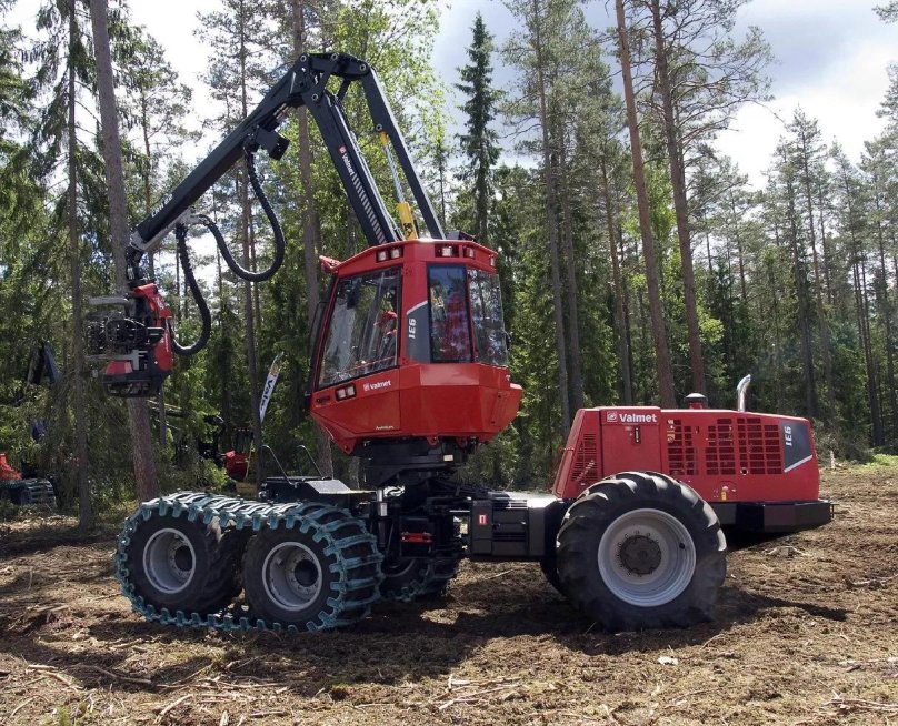 Харвестер Komatsu 931