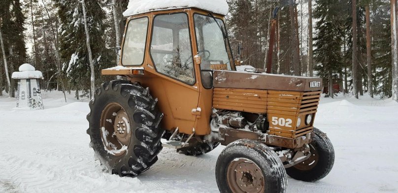 Valmet 502 трактор