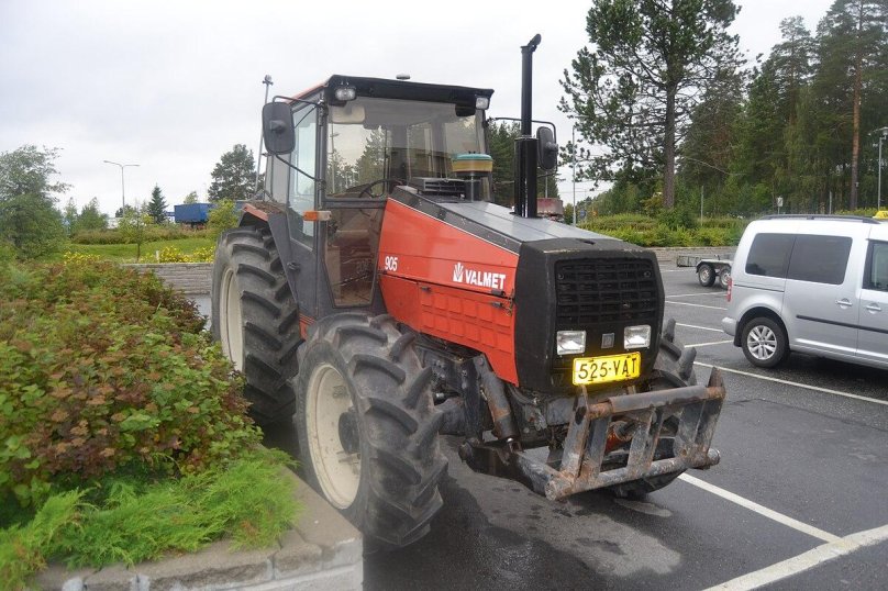 Valmet 502 трактор