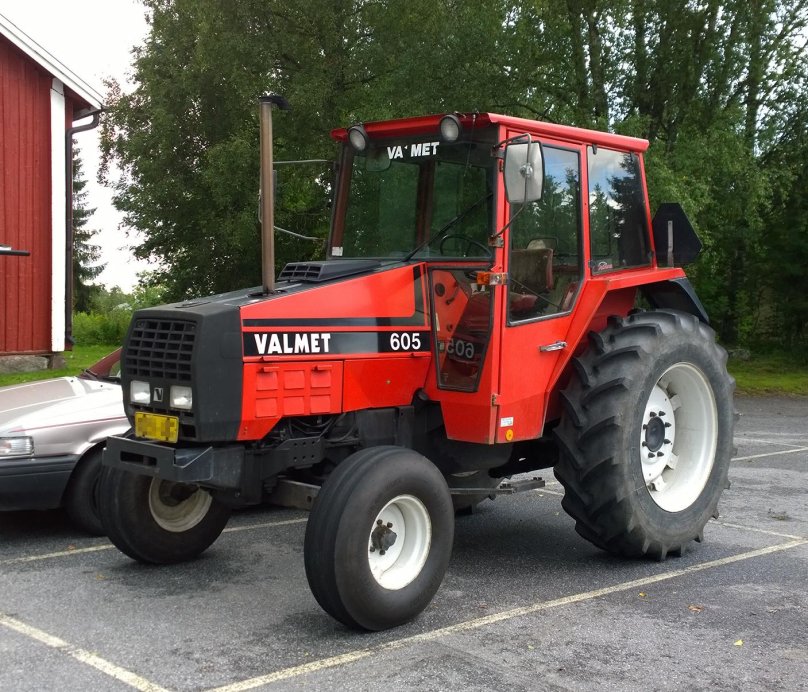 Трактор Valmet