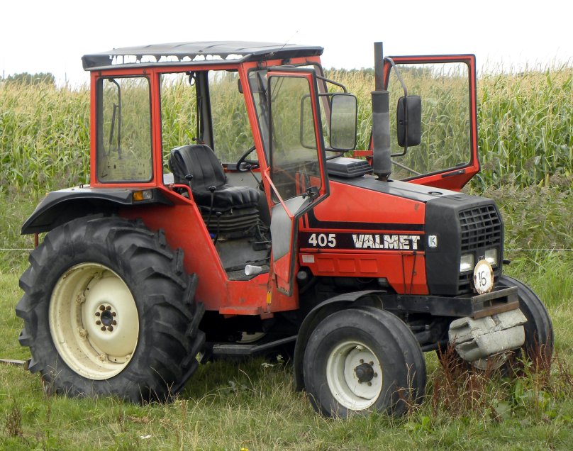 Трактор Valmet