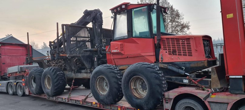 Форвардер Валмет 890