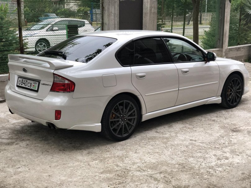 Subaru Legacy b4 bl5