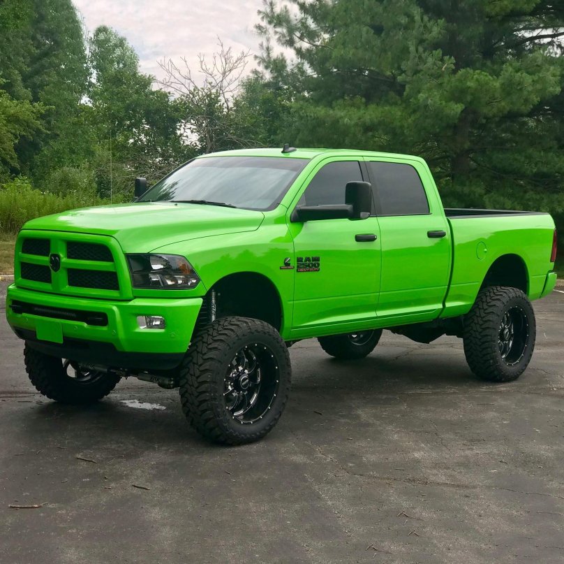 Dodge Ram 4