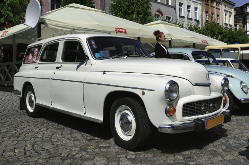 Универсал Warszawa 223k