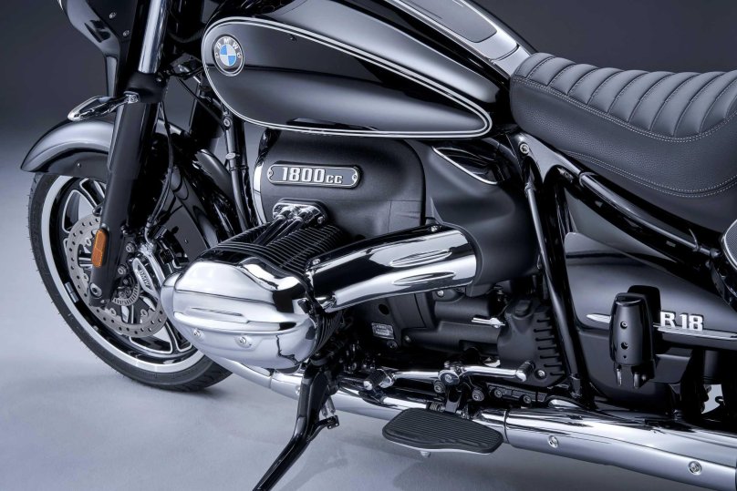 Мотоцикл БМВ 2022