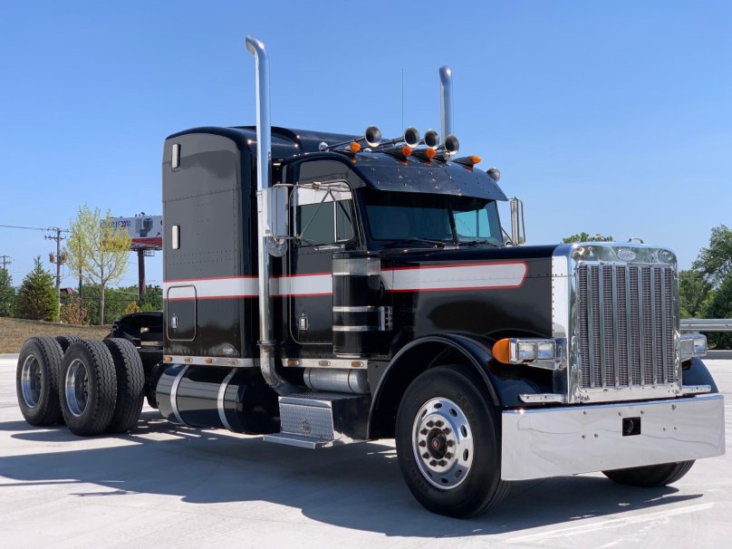 Peterbilt 379
