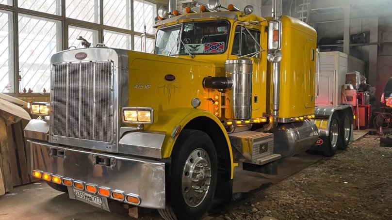 Петербилт 359