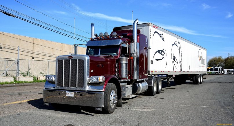 Peterbilt 379