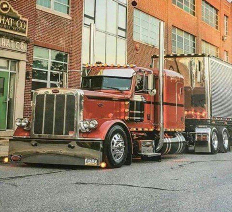 Трак Петербилт 359