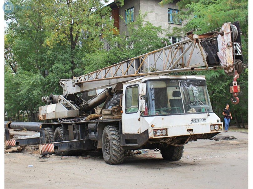 Кран Днепр 25т