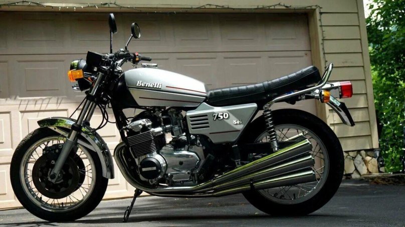 Бенелли 750