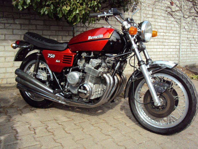 Бенелли 750 sei