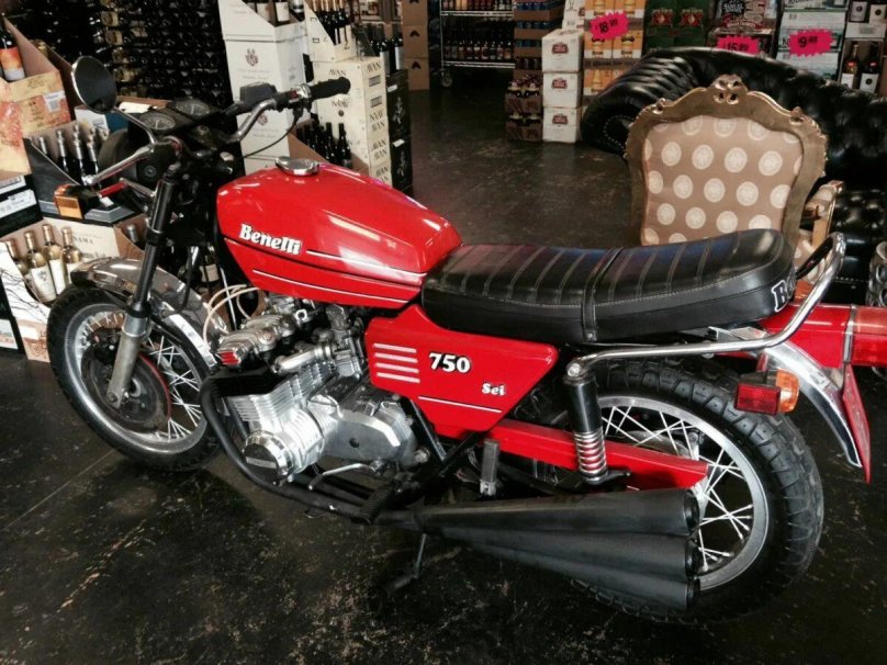 Бенелли 750