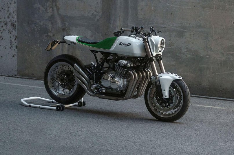 Кафешник мотоцикл