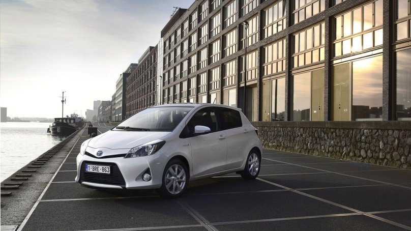 Toyota Yaris Wallpaper