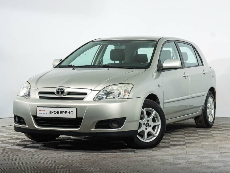 Toyota Corolla 2005 года