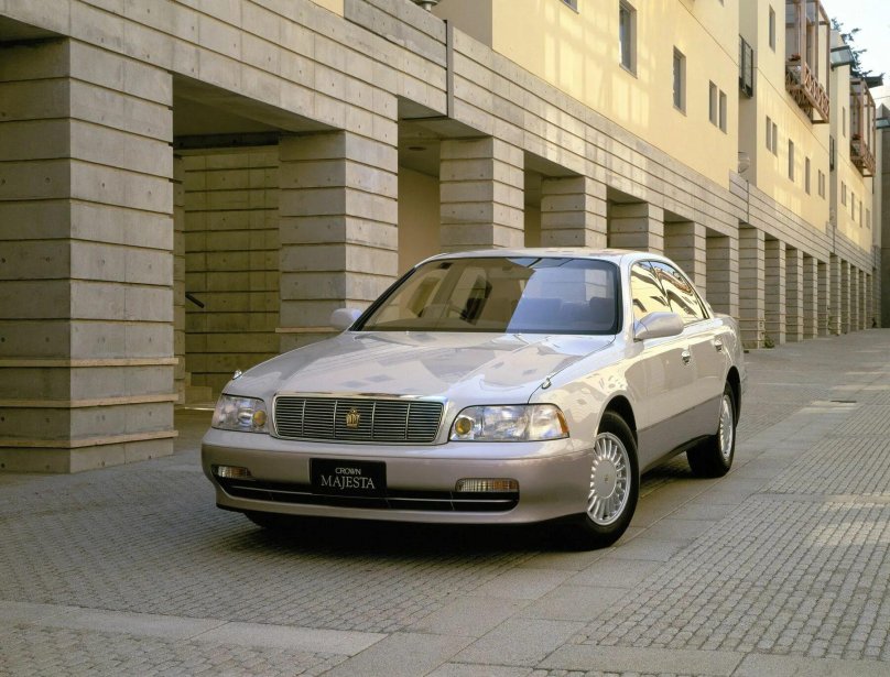 Toyota Crown Majesta s140