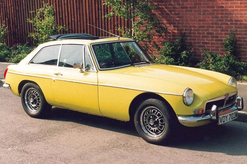 MG MGB gt v8