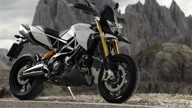 Aprilia Dorsoduro мотоцикл