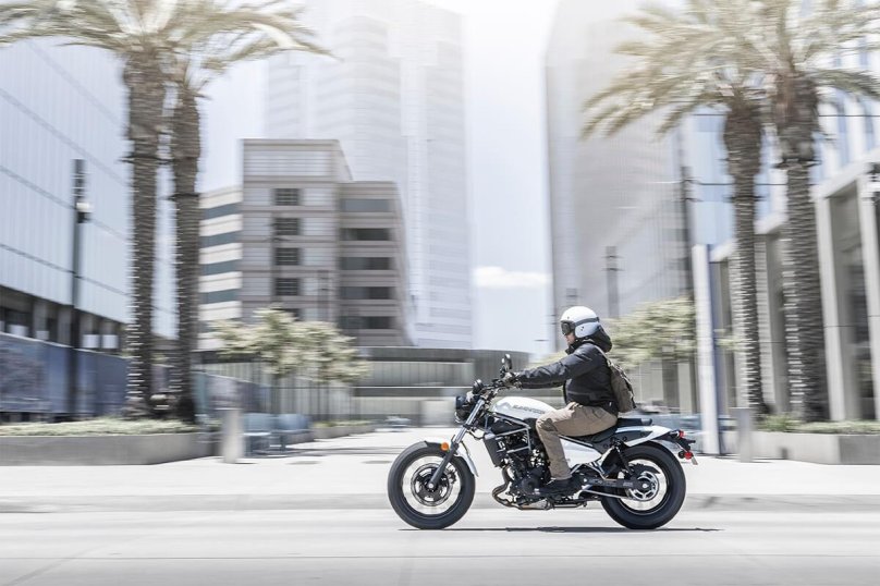 Parabrezza Puig per Kawasaki Eliminator 500 2024