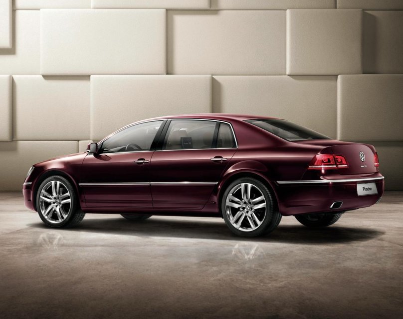 Седан Фольксваген Фаэтон