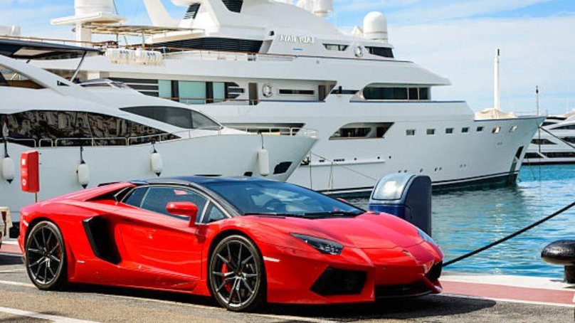 Яхта Мерседес Ламборджини