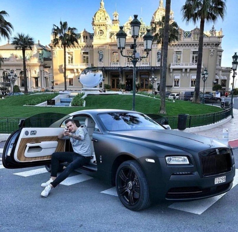 Ройс Роллс миллионера