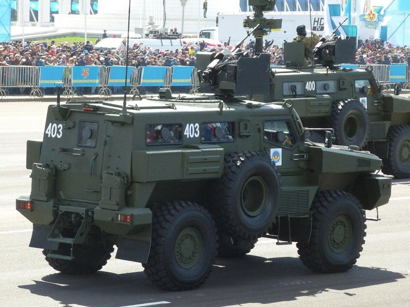 Бронеавтомобиль мародёр/Арлан