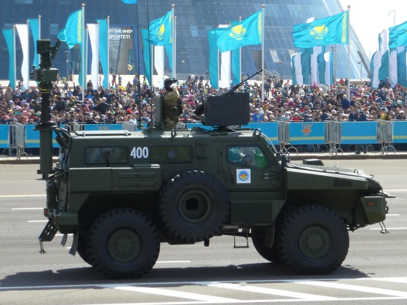 Бронеавтомобиль мародёр/Арлан