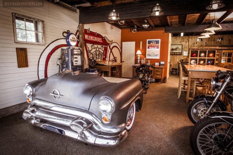 Интерьер в стиле гараж